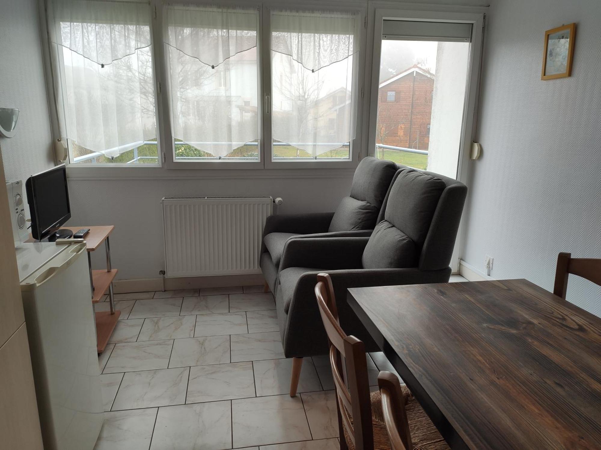 Apartament Le Panoramic Bains-les-Bains Zewnętrze zdjęcie