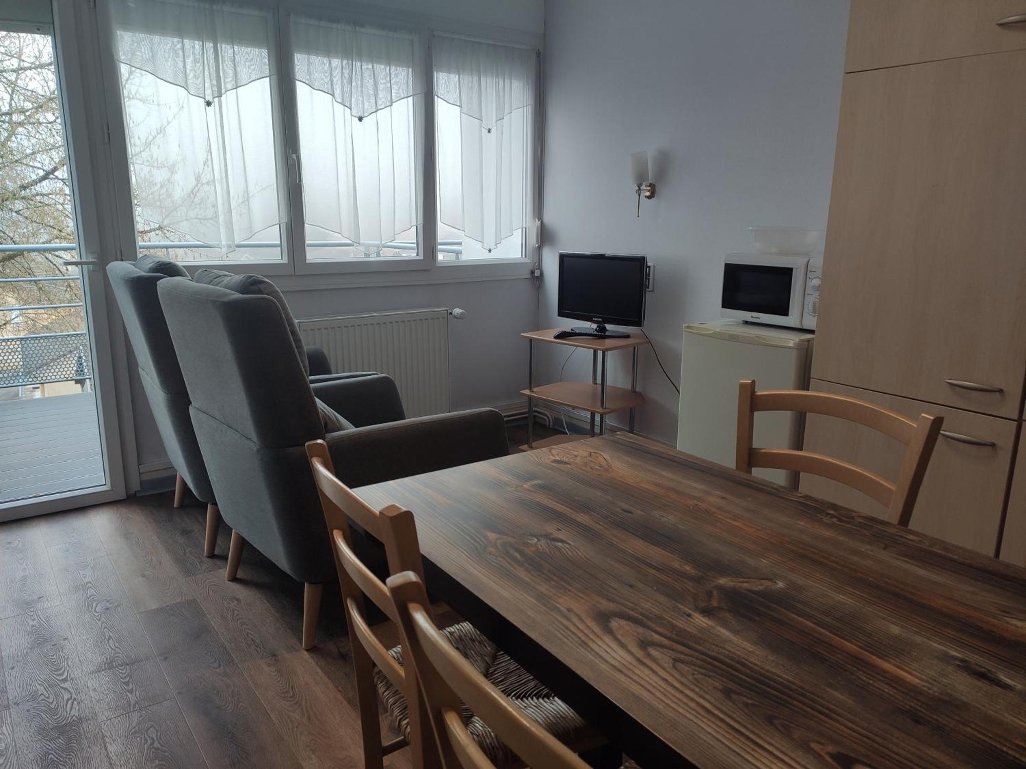 Apartament Le Panoramic Bains-les-Bains Zewnętrze zdjęcie